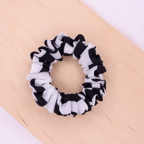Gumka do włosów - scrunchie S czarna zebra Gumka do włosów - scrunchie S czarna zebra
